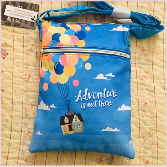 Loungefly Disney Up Balloon Passport Crossbody - Picture 2 of 6